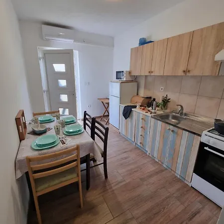 Apartament Milan Vrboska
